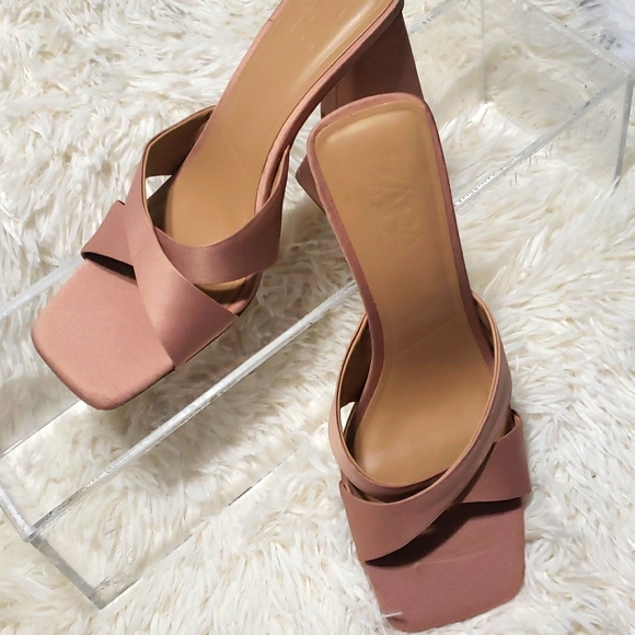 Zara Shoes - ZARA Heels